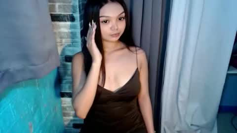 urugly_athena online show from May 31, 12:33 pm