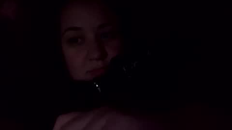 usefulhole online show from December 17, 2:27 am