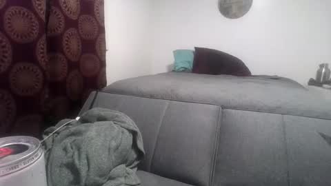 valarieak online show from November 8, 11:04 am