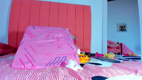 Snapshot of valen_rose0 chatting on January 20, 12:18 pm VALENTINA 3 online show from January 20, 12:18 pm