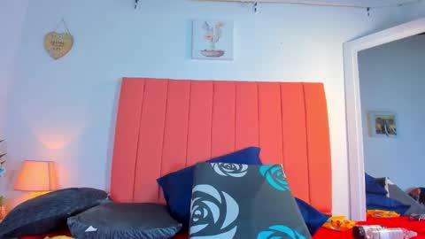 Snapshot of valen_rose0 chatting on September 10, 1:44 pm VALENTINA 3 online show from September 10, 1:44 pm