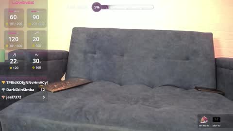 Snapshot of valen_sw_18 chatting on October 19, 4:58 am valen_sw_18 online show from October 19, 4:58 am