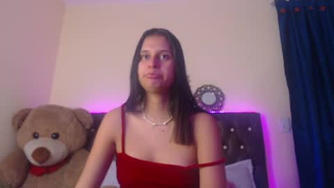 V A L E N T I N I online show from February 27, 8:41 pm