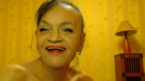 Snapshot of valenttijm3851 chatting on March 10, 7:00 am valentijm online show from March 10, 7:00 am