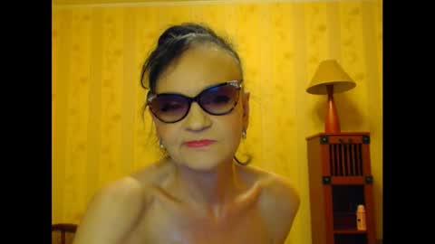 Snapshot of valenttijm3851 chatting on February 18, 9:42 pm valentijm online show from February 18, 9:42 pm