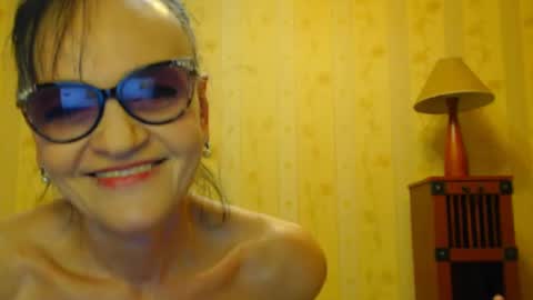 Snapshot of valenttijm3851 chatting on March 5, 9:16 am valentijm online show from March 5, 9:16 am