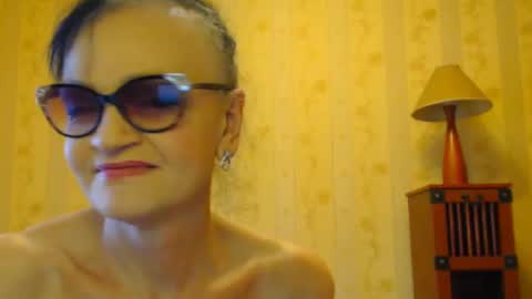 Snapshot of valenttijm3851 chatting on March 4, 9:40 am valentijm online show from March 4, 9:40 am