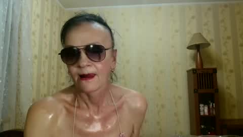 Snapshot of valenttijm3851 chatting on September 29, 6:02 pm valentijm online show from September 29, 6:02 pm