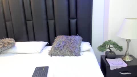 valeri_tafur online show from January 29, 10:48 am