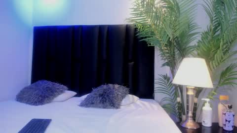 valeri_tafur online show from October 13, 11:46 am