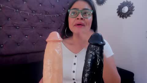 Snapshot of valeria_fiery chatting on September 13, 3:42 pm VALERIA online show from September 13, 3:42 pm