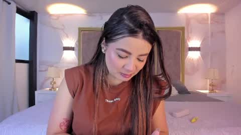 valeriaortegaa online show from June 17, 11:55 am