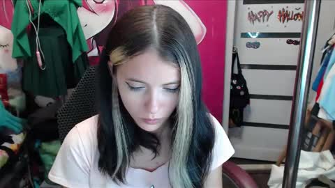 ValeriaXKiss online show from October 10, 7:30 pm