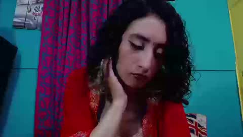 vale online show from February 20, 11:49 pm