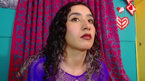 vale online show from November 17, 6:41 pm