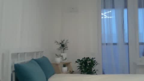 valerie_rose777 online show from January 2, 12:24 pm