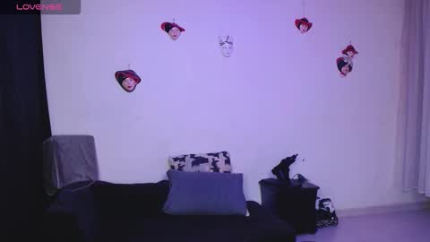 Snapshot of valerie_smile chatting on October 5, 4:34 pm Valerie online show from October 5, 4:34 pm