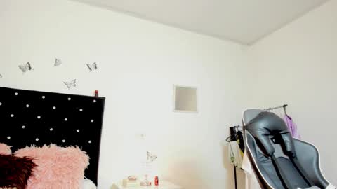 Valerie Blake online show from October 7, 11:53 pm