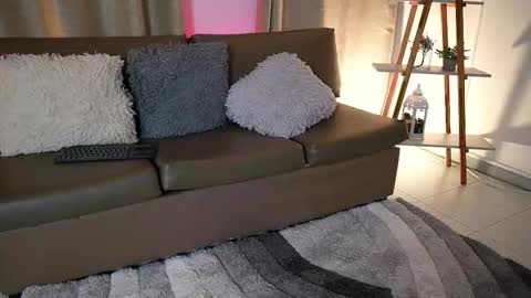 Valerie Style3 online show from November 27, 4:37 am