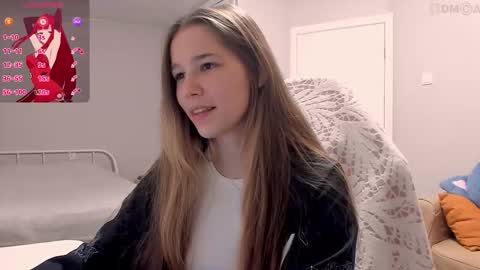 Valerie online show from November 1, 9:30 pm