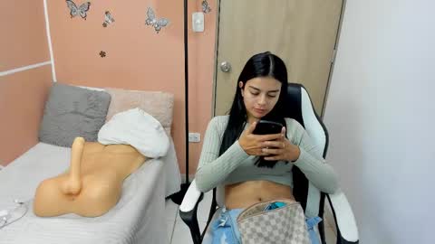 Juli C online show from February 11, 10:18 pm