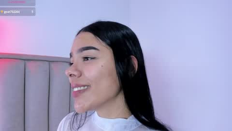 Cris  online show from May 26, 4:39 pm