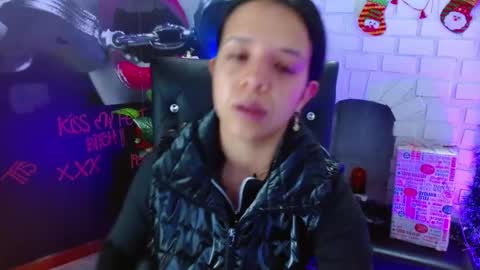 Snapshot of valery_meer_ chatting on December 23, 11:57 am Valeria online show from December 23, 11:57 am