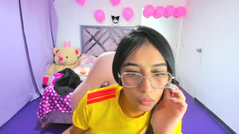 valery online show from June 26, 6:14 am