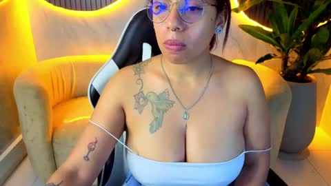 valerytp online show from April 17, 9:50 pm