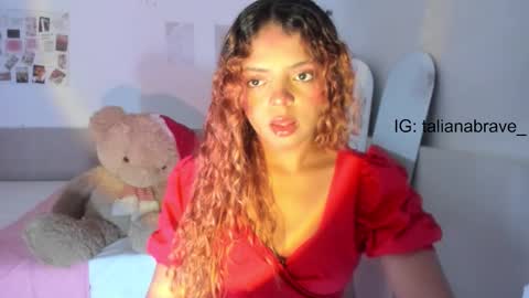 Snapshot of valientegirl_ chatting on September 26, 2:31 am VALIENTE online show from September 26, 2:31 am