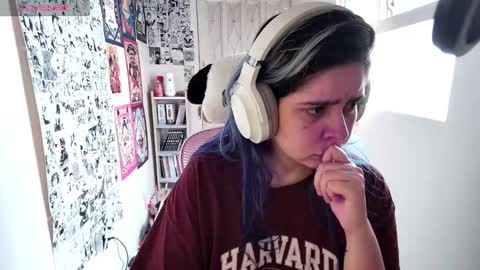 Im Violet online show from October 12, 4:53 pm