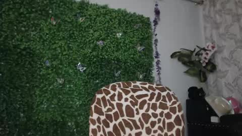 valquiria_sirgun online show from September 21, 10:36 am