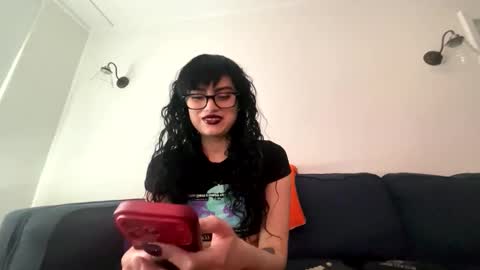 vampgatita online show from March 25, 7:28 pm