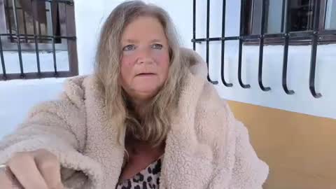 vampwoman online show from October 10, 3:28 pm