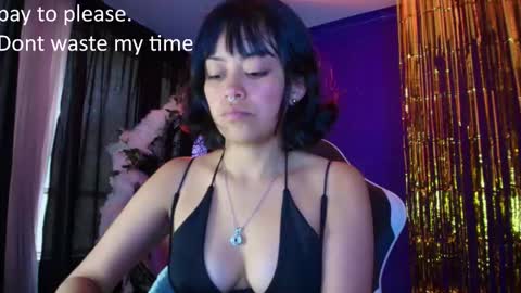 Vanelope online show from October 18, 8:10 pm