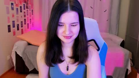 Snapshot of vanessa_brills chatting on December 6, 9:34 pm Vanessa online show from December 6, 9:34 pm