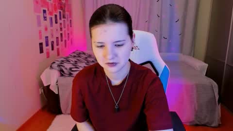 Snapshot of vanessa_brills chatting on February 10, 9:47 pm Vanessa online show from February 10, 9:47 pm