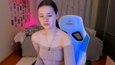 Snapshot of vanessa_brills chatting on January 24, 9:15 pm Vanessa online show from January 24, 9:15 pm