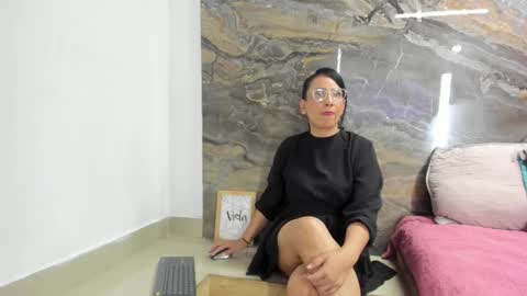 Snapshot of vanessa_cordoba chatting on October 10, 12:10 pm vanessa_cordoba online show from October 10, 12:10 pm