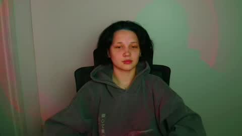 Vanessa online show from May 4, 8:40 am