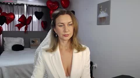 Vanessa  online show from February 24, 8:35 am