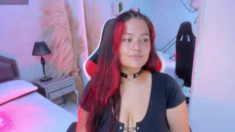 vanessascott_ online show from April 12, 1:08 am