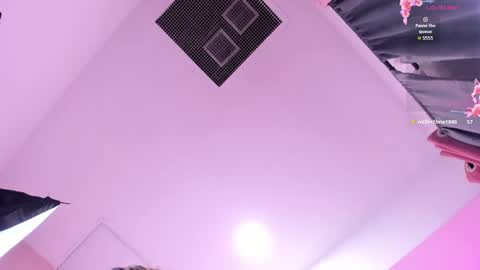 vanillafairy_ online show from May 16, 12:24 am