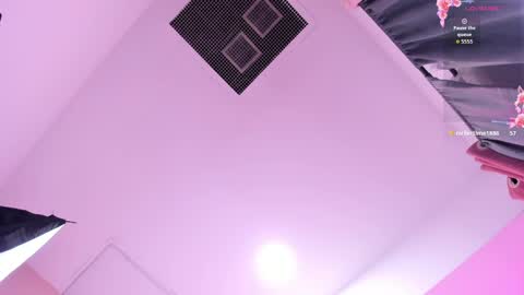 vanillafairy_ online show from May 16, 12:35 am