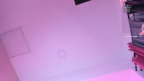 vanillafairy_ online show from May 15, 10:45 pm