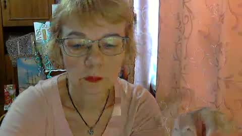 Snapshot of vanillaxcreamy chatting on February 6, 10:36 am Vanillaxcreamy online show from February 6, 10:36 am