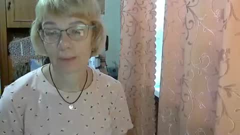 Snapshot of vanillaxcreamy chatting on December 8, 11:14 am Vanillaxcreamy online show from December 8, 11:14 am