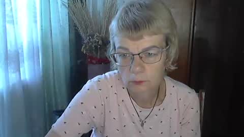 Snapshot of vanillaxcreamy chatting on October 9, 10:30 am Vanillaxcreamy online show from October 9, 10:30 am