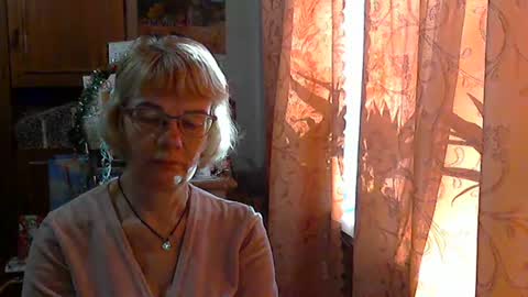 Snapshot of vanillaxcreamy chatting on December 19, 12:23 pm Vanillaxcreamy online show from December 19, 12:23 pm