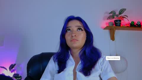 Snapshot of vayolett_dakotta chatting on October 21, 2:37 am Vayolett online show from October 21, 2:37 am